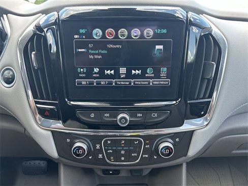 Used 2018 Chevrolet Traverse Premier w/ Driver Confidence II Package image 29