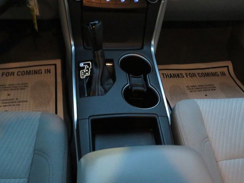 Used 2017 Toyota Camry LE image 28