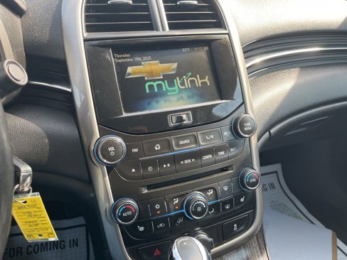 Used 2014 Chevrolet Malibu LTZ image 15
