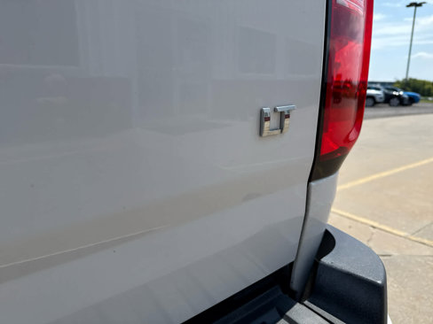 Used 2019 Chevrolet Colorado LT w/ Safety Package image 13