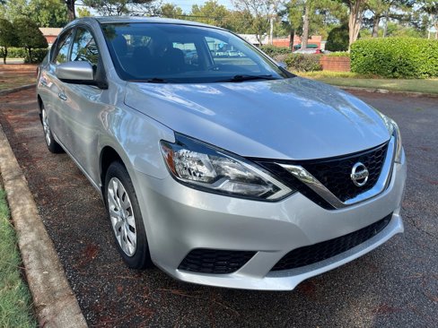 Used 2019 Nissan Sentra S image 7