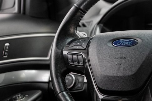 Used 2017 Ford Explorer XLT w/ Equipment Group 201A image 24