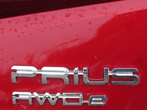 Used 2021 Toyota Prius XLE w/ Advanced Technology Package image 8