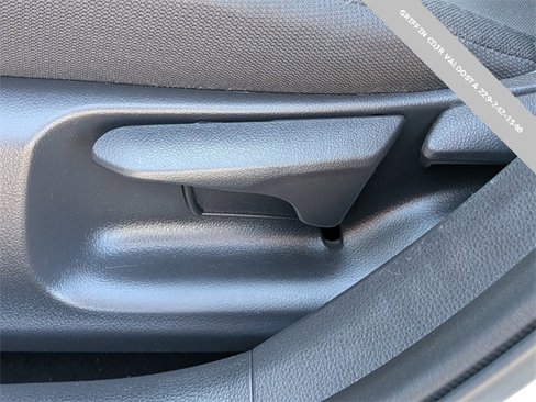 Used 2023 Toyota Corolla LE image 19