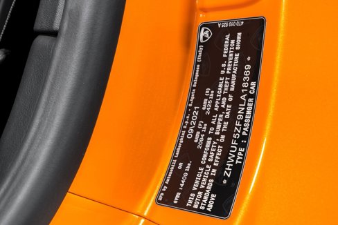 Used 2022 Lamborghini Huracan EVO image 11