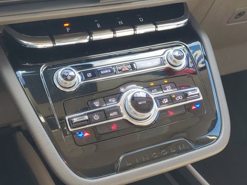Used 2022 Lincoln Corsair FWD image 18
