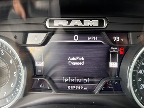 Certified 2022 RAM 1500 Big Horn image 8