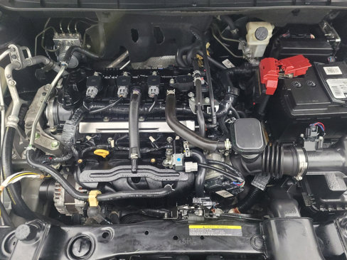 Used 2019 Nissan Kicks S image 30