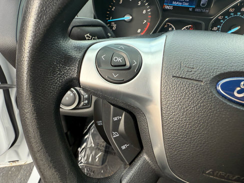 Used 2016 Ford Escape SE image 25