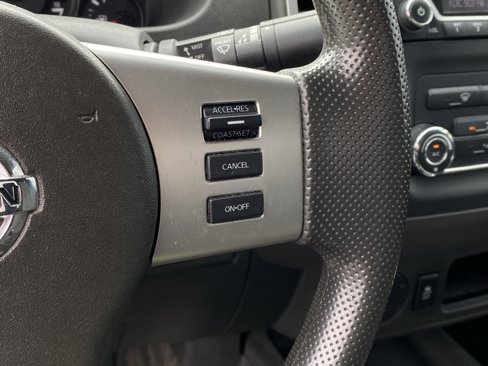 Used 2017 Nissan Frontier SV image 13