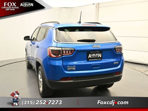 Used 2023 Jeep Compass Latitude w/ Convenience Group image 11