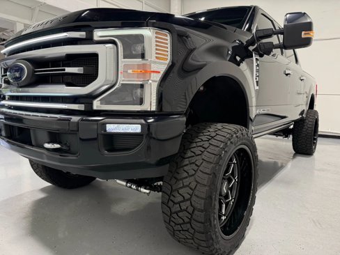 Used 2022 Ford F250 Platinum w/ FX4 Off-Road Package image 4