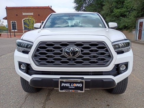 Used 2023 Toyota Tacoma TRD Off-Road image 2