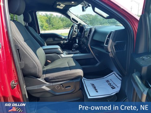 Used 2016 Ford F150 XLT w/ Equipment Group 302A Luxury image 4