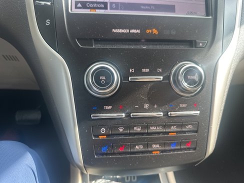 Used 2019 Lincoln MKC Reserve image 22