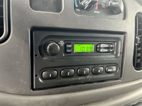 Used 2007 Ford E-150 and Econoline 150 image 13