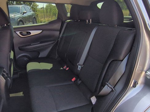 Certified 2020 Nissan Rogue Sport S image 26