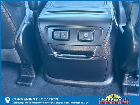 Used 2019 Toyota Sienna SE image 15