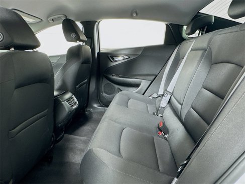 Used 2021 Chevrolet Malibu LT image 12