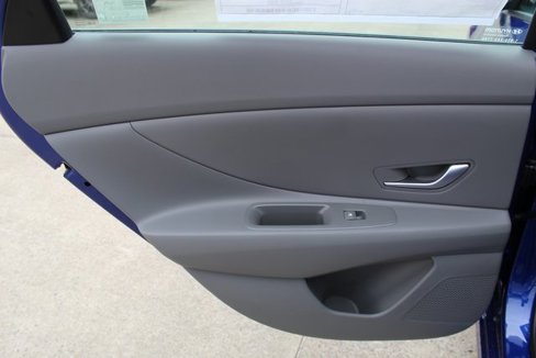 New 2025 Hyundai Elantra Blue w/ Cargo Package image 13