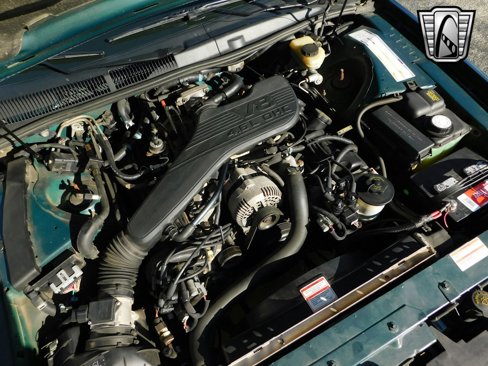 Used 1994 Ford Thunderbird LX image 22