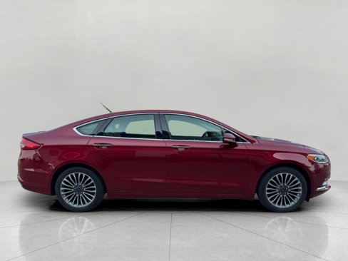 Used 2017 Ford Fusion Titanium image 12