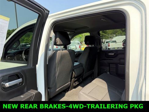 Used 2021 Chevrolet Silverado 1500 Custom w/ Safety Confidence Package image 10