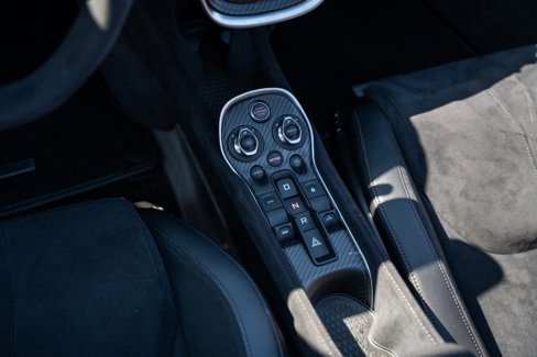 Used 2020 McLaren 600LT Spider image 57