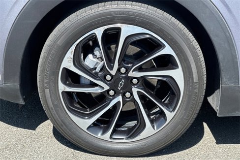 Used 2022 Chevrolet Bolt EUV Premier w/ Sun & Sound Package image 43