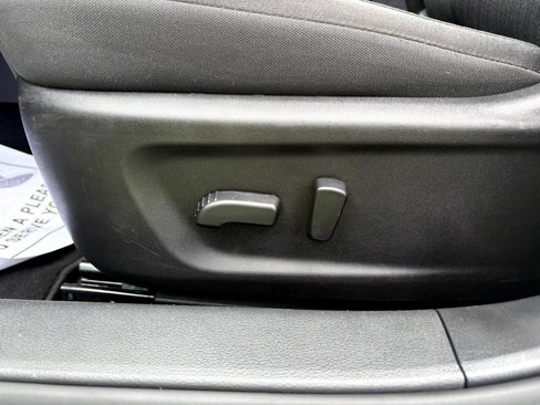 Used 2023 Nissan Altima 2.5 SV image 9