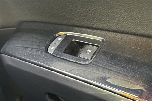 Used 2022 Nissan Pathfinder SV image 22