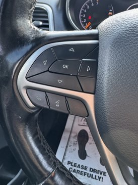 Used 2020 Jeep Grand Cherokee Limited w/ Luxury Group II image 29