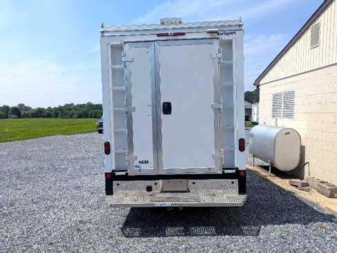 Used 2025 Ford E-350 and Econoline 350 Super Duty w/ Power Equipment Group image 8