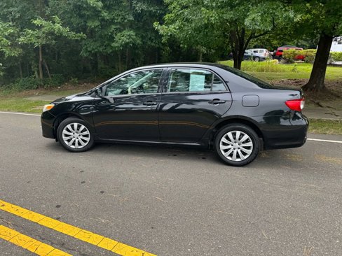 Used 2013 Toyota Corolla LE image 12
