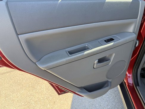 Used 2006 Jeep Grand Cherokee Laredo image 27