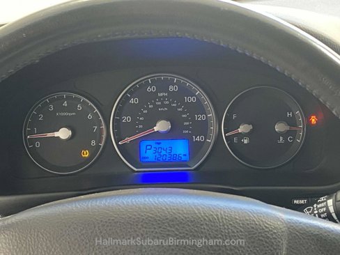 Used 2010 Hyundai Santa Fe SE image 22