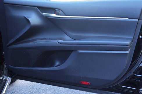 Used 2023 Toyota Camry SE image 16