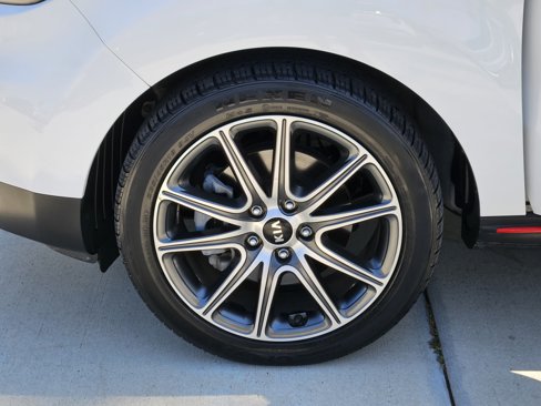 Certified 2018 Kia Soul ! w/ Tech Package image 22