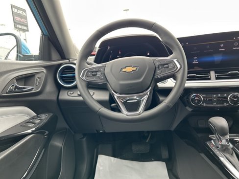 New 2025 Chevrolet Trax LT w/ LT Convenience Package image 15
