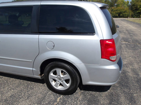 Used 2012 Dodge Grand Caravan SXT w/ Entertainment Group 1 image 35