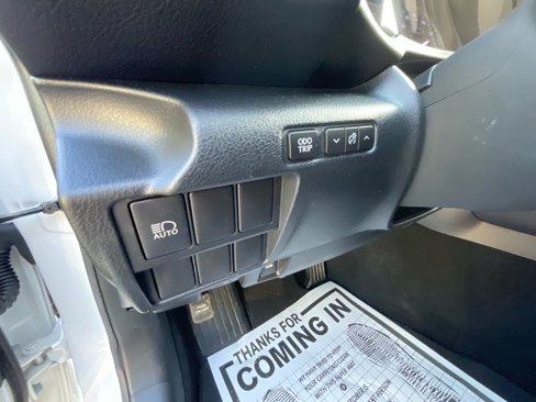 Used 2017 Lexus IS 200t image 39