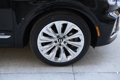 New 2025 Bentley Bentayga Extended Wheelbase image 23