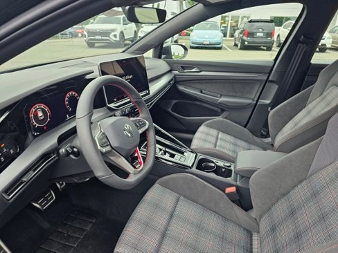 New 2025 Volkswagen Golf S image 23