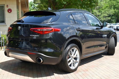 Used 2018 Alfa Romeo Stelvio Ti Sport image 12