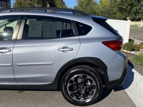 Used 2021 Subaru Crosstrek 2.0i image 4