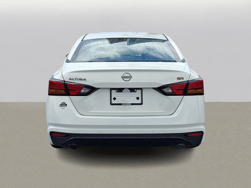 Used 2023 Nissan Altima 2.5 SR image 9