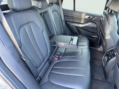 Used 2022 BMW X5 xDrive40i w/ M Sport Package image 27