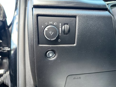 Used 2020 Jeep Grand Cherokee Altitude image 31