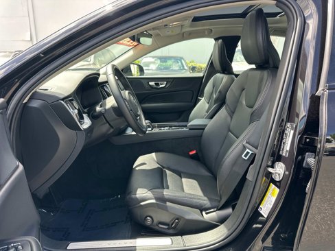 Certified 2024 Volvo S60 B5 Core image 16