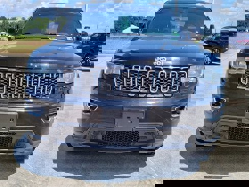 Used 2019 Jeep Grand Cherokee Laredo image 12